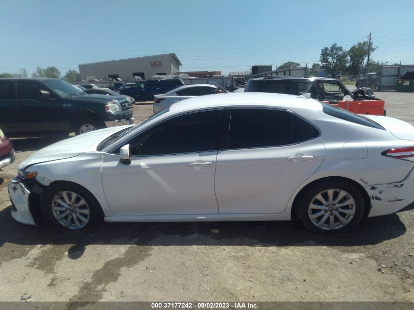 2020 TOYOTA CAMRY LE - 4T1C11AK8LU333989