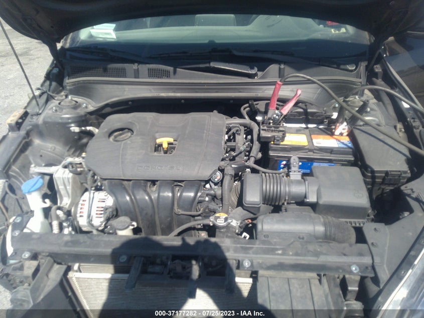VIN 3KPF24AD2KE137528 2019 KIA FORTE LXS