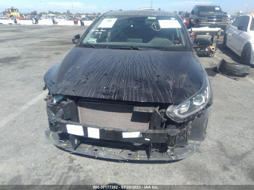 VIN 3KPF24AD2KE137528 2019 KIA FORTE LXS
