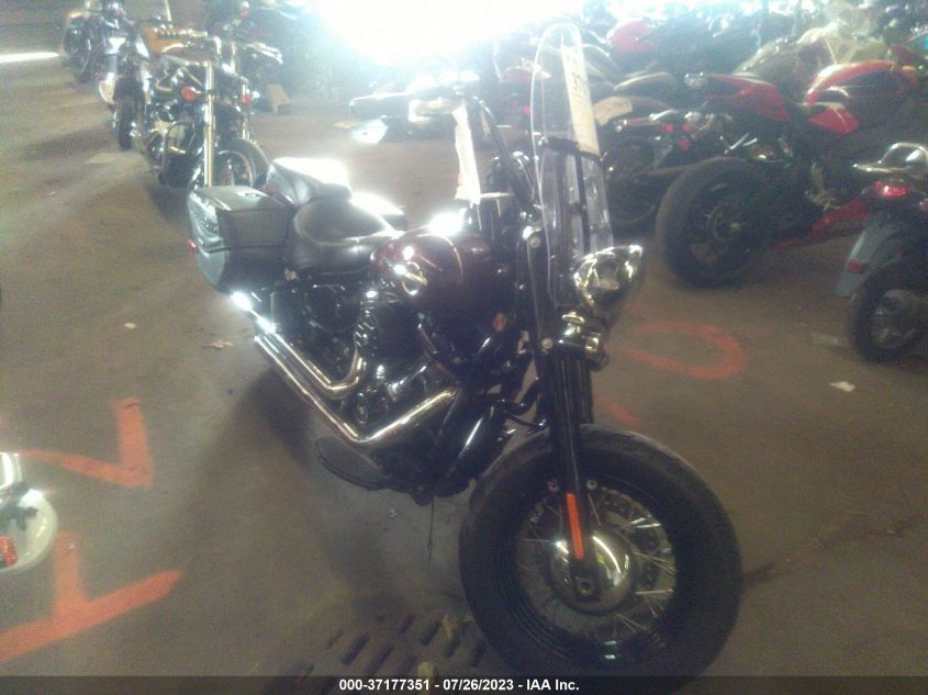 1HD1YAJ19JC031952 HARLEY-DAVIDSON FLHC HERITAGE CLASSIC 2018