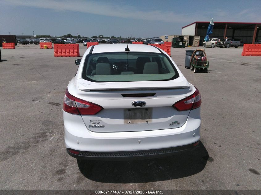 2013 FORD FOCUS SE - 1FADP3F26DL319064