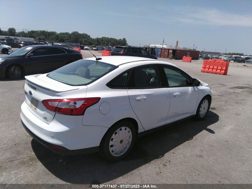 2013 FORD FOCUS SE - 1FADP3F26DL319064