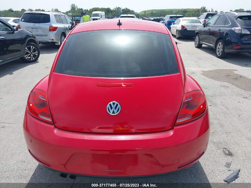 2013 VOLKSWAGEN BEETLE COUPE 2.5L - 3VWJX7AT5DM607125