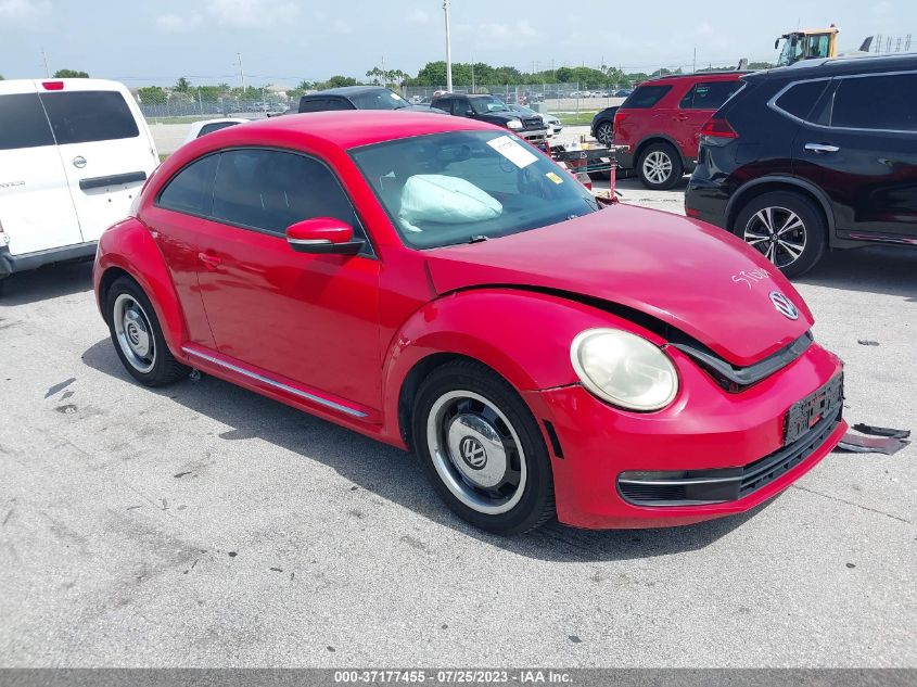 2013 VOLKSWAGEN BEETLE COUPE 2.5L - 3VWJX7AT5DM607125