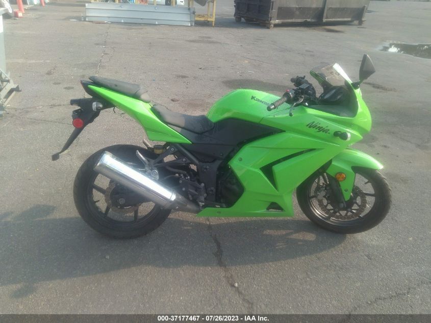 2008 KAWASAKI EX250 J JKAEXMJ1X8DA12707