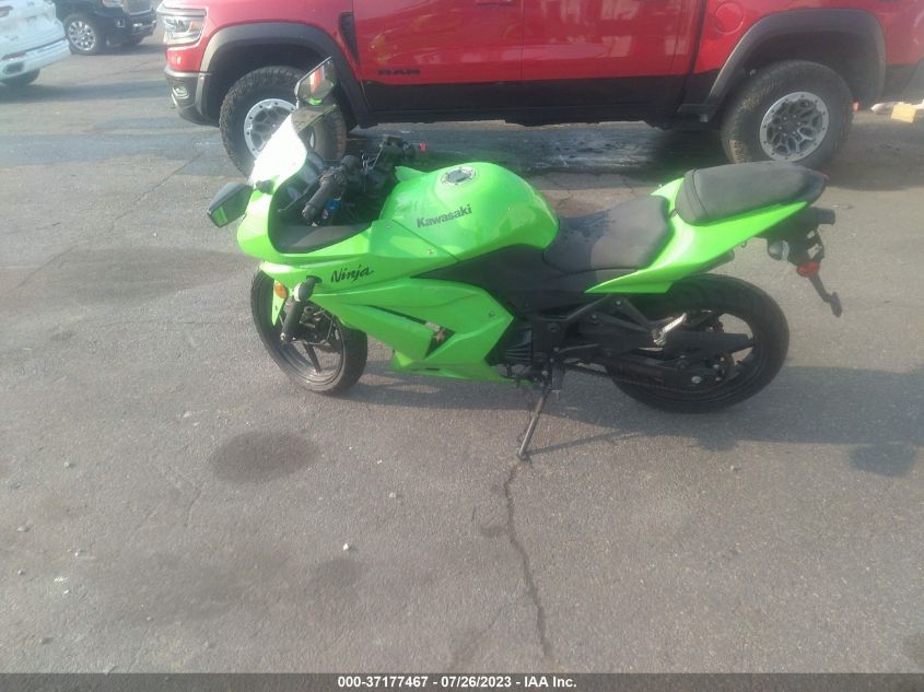 2008 KAWASAKI EX250 J JKAEXMJ1X8DA12707