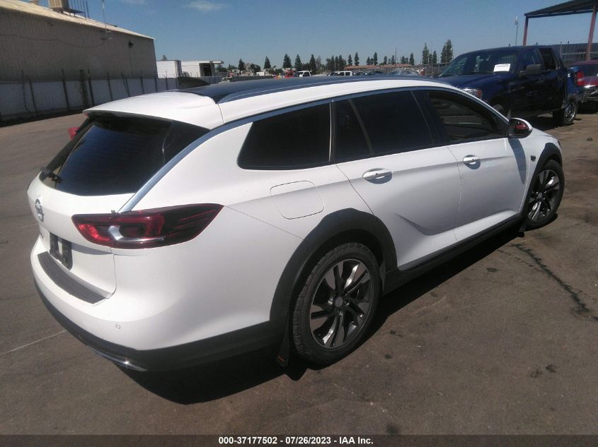 2018 BUICK REGAL TOURX ESSENCE - W04GV8SX8J1099956