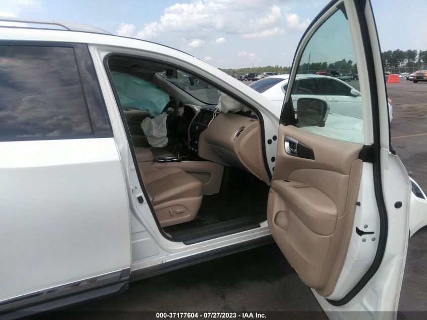 2018 NISSAN PATHFINDER PLATINUM - 5N1DR2MN8JC670545