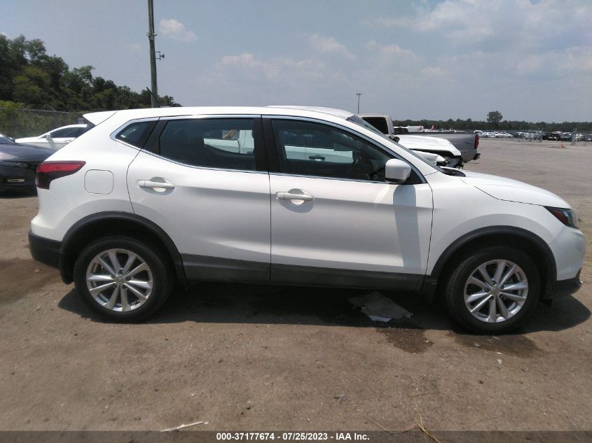 2017 NISSAN ROGUE SPORT S - JN1BJ1CP4HW017142