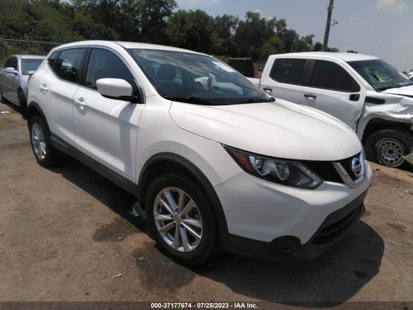 2017 NISSAN ROGUE SPORT S - JN1BJ1CP4HW017142