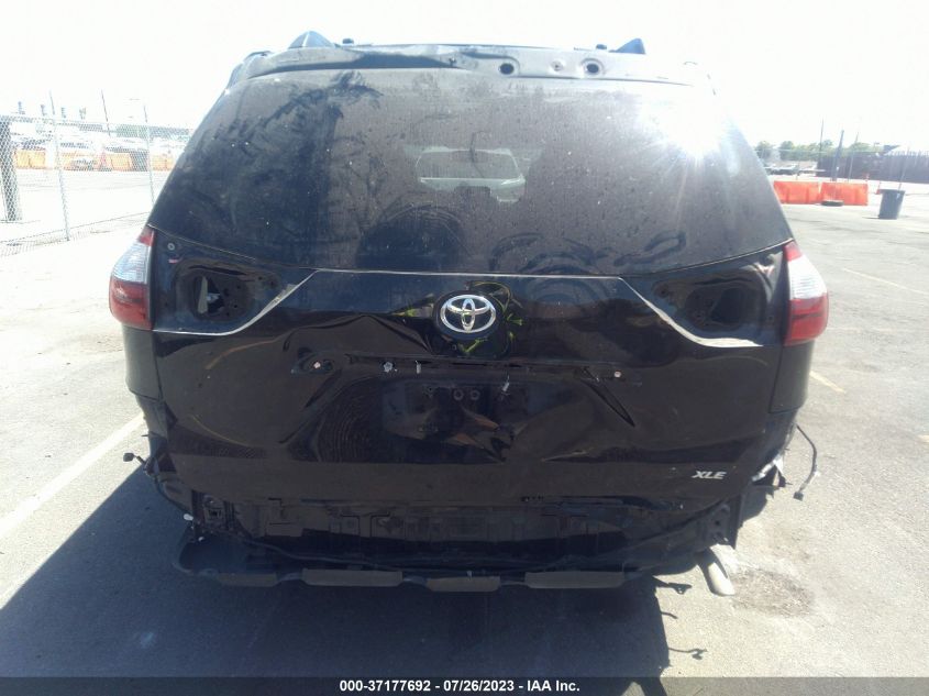 2016 TOYOTA SIENNA XLE - 5TDYK3DCXGS736552