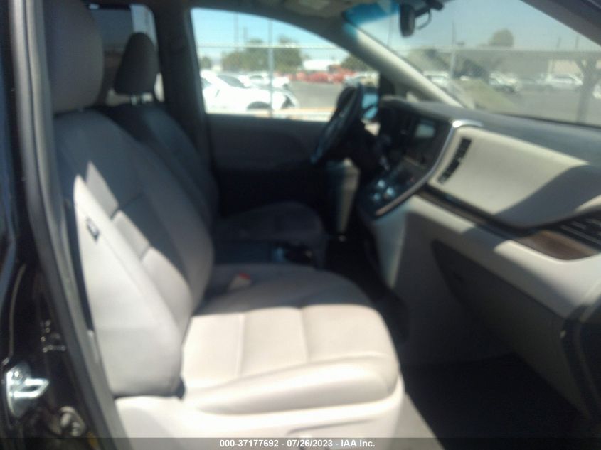 2016 TOYOTA SIENNA XLE - 5TDYK3DCXGS736552