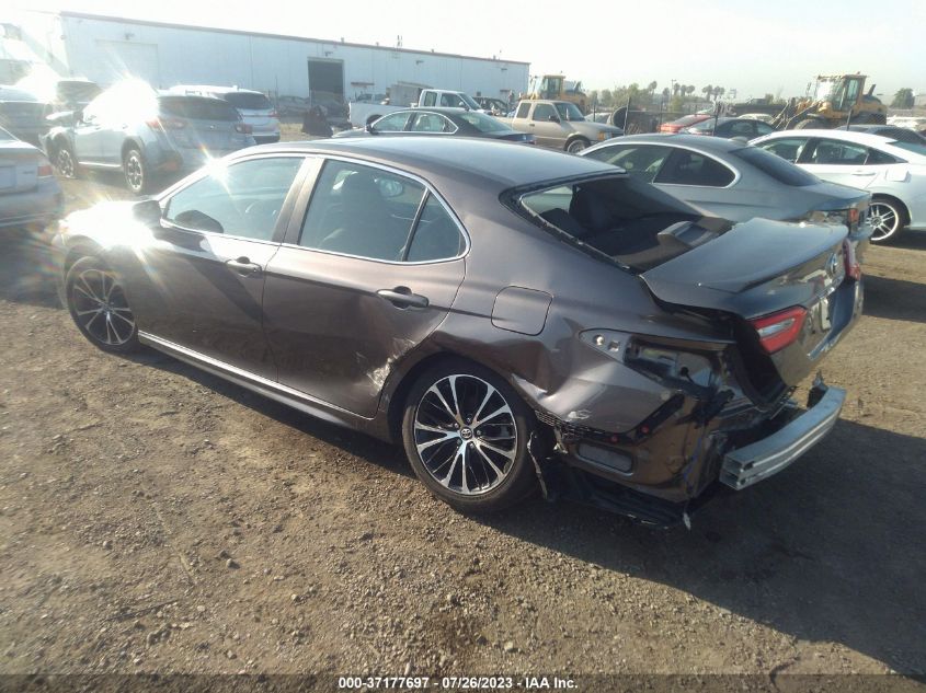 2018 TOYOTA CAMRY LE/SE/XLE/L - 4T1B11HK4JU088929