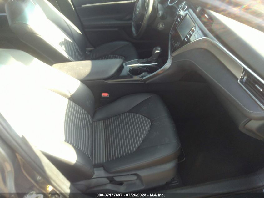 2018 TOYOTA CAMRY LE/SE/XLE/L - 4T1B11HK4JU088929