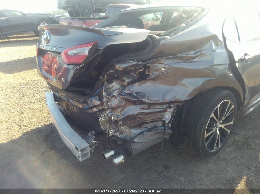 2018 TOYOTA CAMRY LE/SE/XLE/L - 4T1B11HK4JU088929