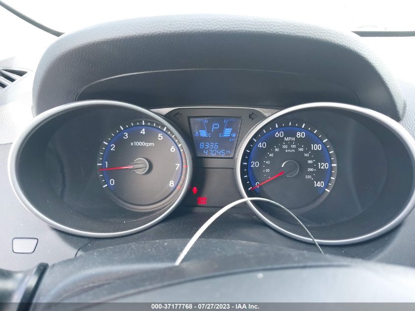 2015 HYUNDAI TUCSON SE - KM8JU3AG3FU009438