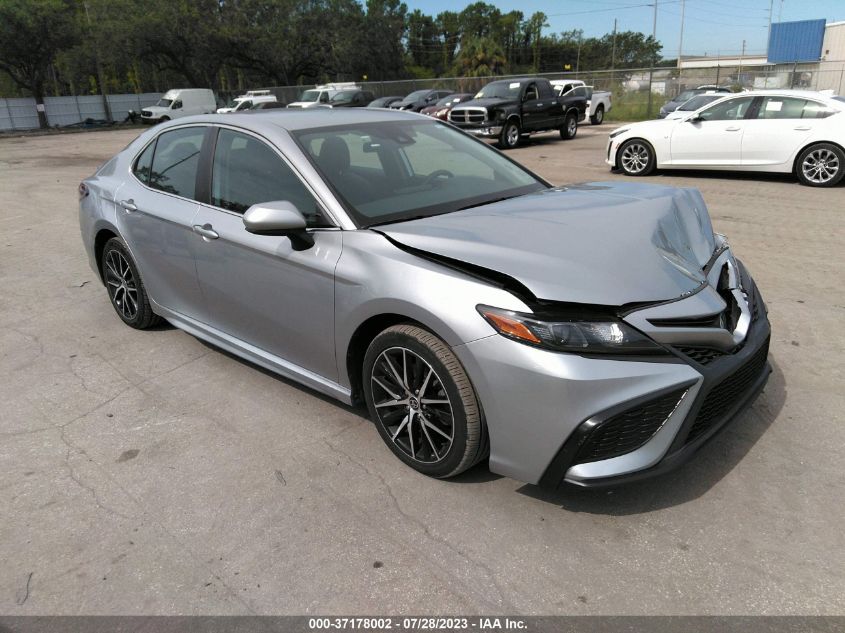 2021 TOYOTA CAMRY SE - 4T1G11AK0MU546714