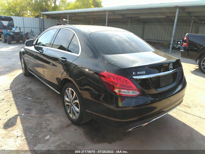 VIN 55SWF4JB1HU233560 2017 MERCEDES-BENZ C-CLASS C 300