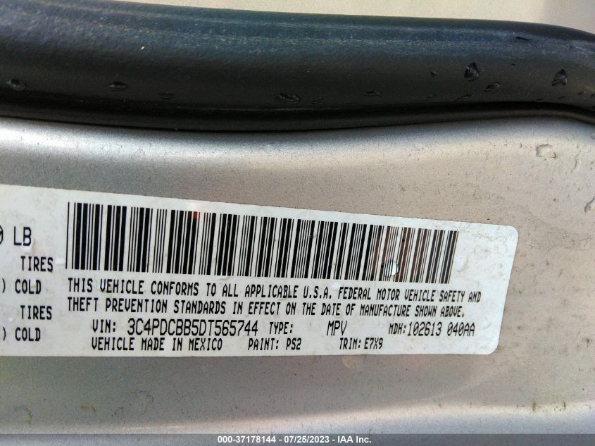 2013 DODGE JOURNEY SXT - 3C4PDCBB5DT565744