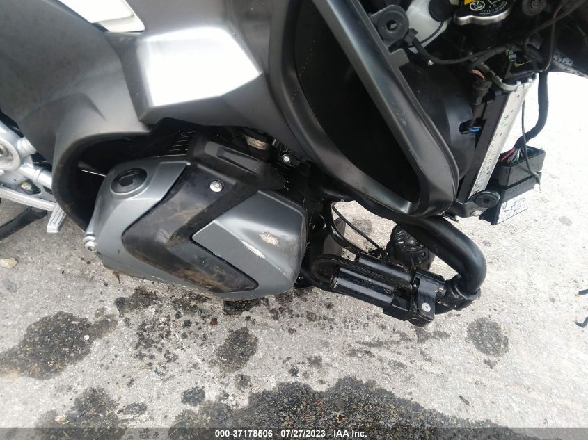 2023 BMW R 1250 RT - WB10L030XP6G72321