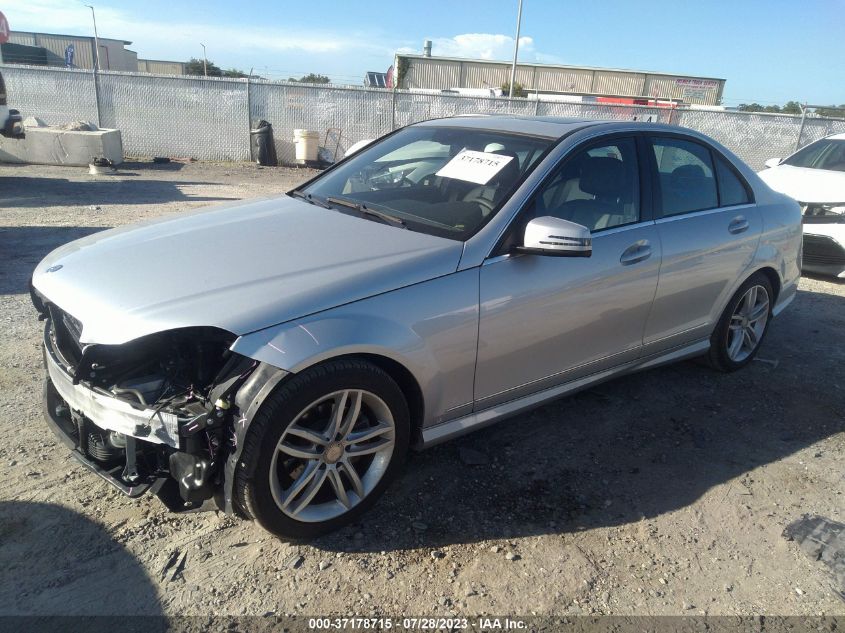 2013 MERCEDES-BENZ C-CLASS C 250 - WDDGF4HB6DR300806