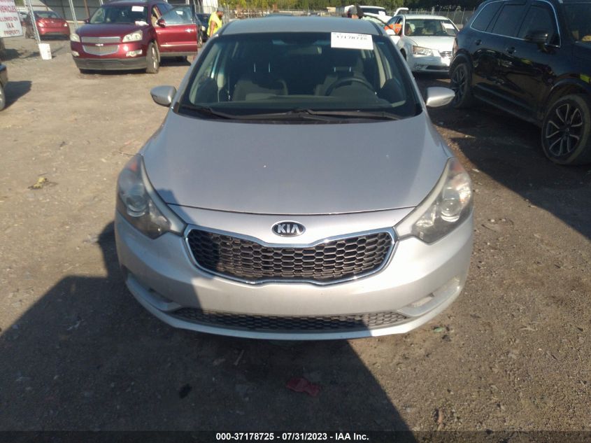 2016 KIA FORTE LX - KNAFX4A61G5443588