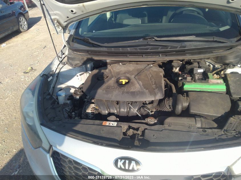 2016 KIA FORTE LX - KNAFX4A61G5443588