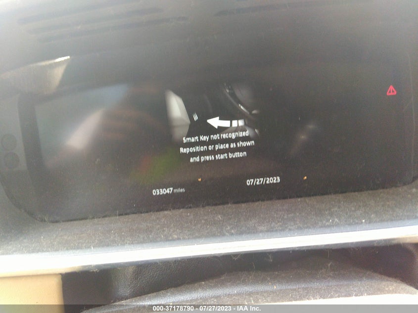 VIN SALGS2RE6KA528957 2019 LAND ROVER RANGE ROVER
