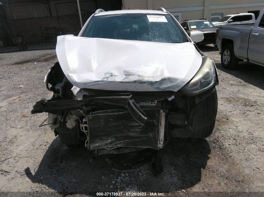 2014 HYUNDAI TUCSON SE - KM8JUCAG8EU848273