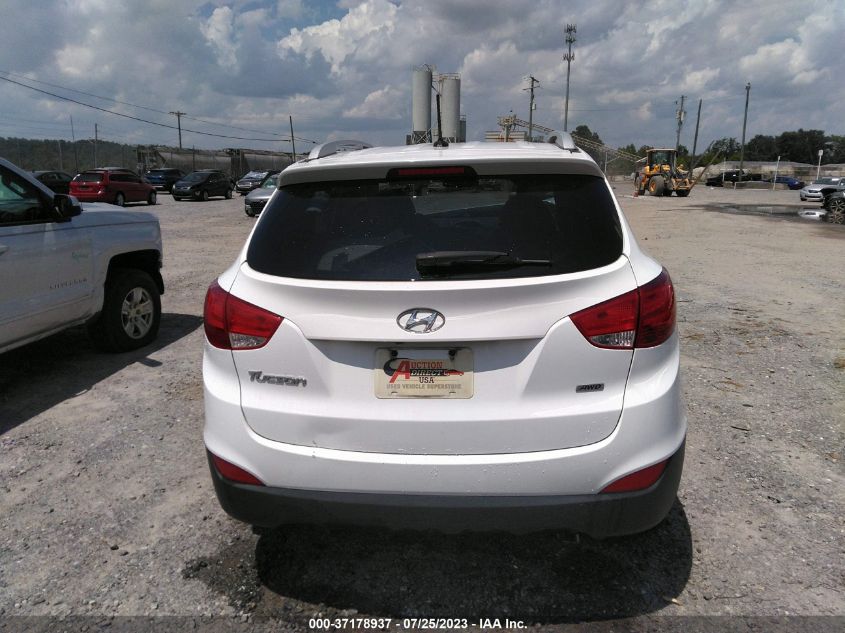 2014 HYUNDAI TUCSON SE - KM8JUCAG8EU848273