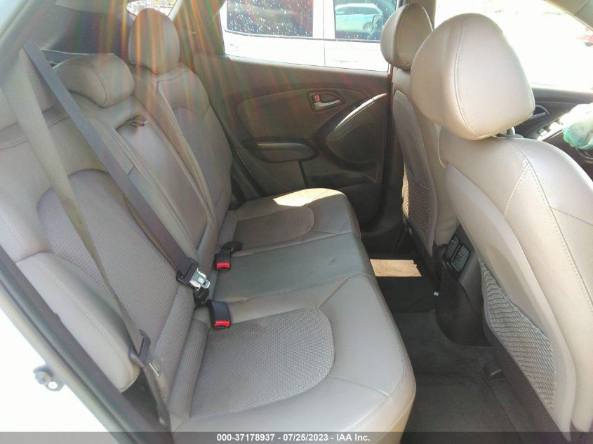 2014 HYUNDAI TUCSON SE - KM8JUCAG8EU848273