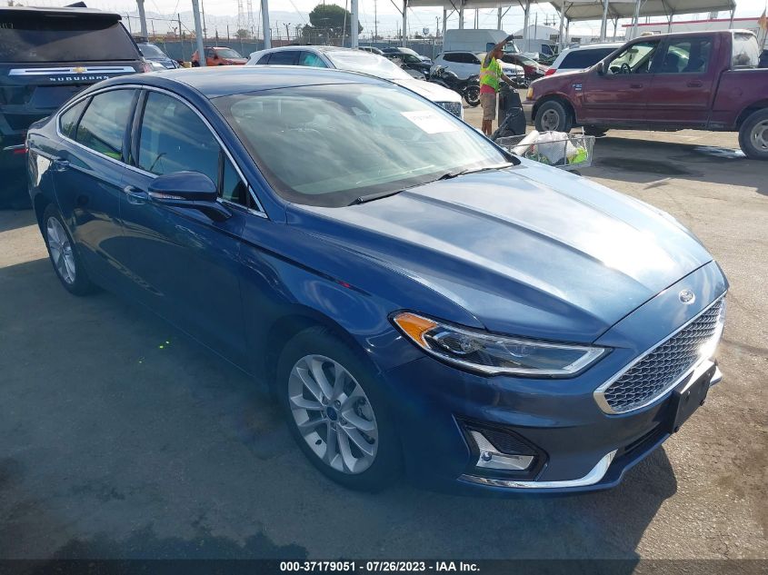 2019 FORD FUSION ENERGI TITANIUM - 3FA6P0SU2KR145202