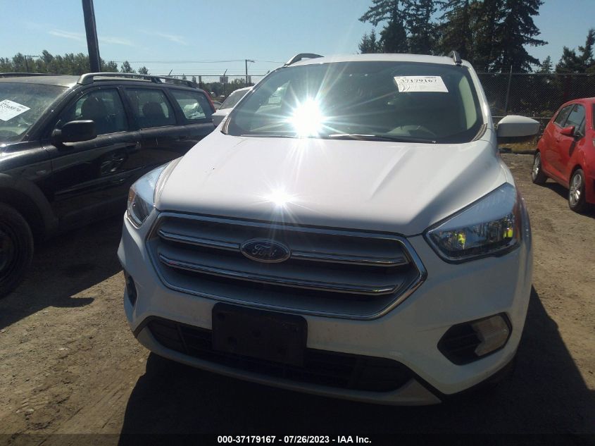 2018 FORD ESCAPE SE - 1FMCU9GDXJUB14866