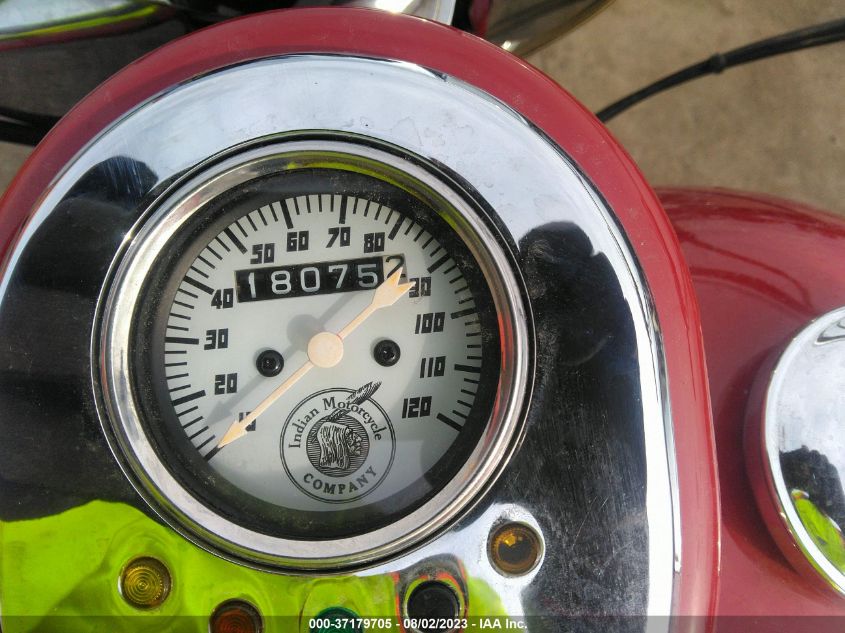 2000 INDIAN MOTORCYCLE CO. CHIEF 5CDCNB512YG004400