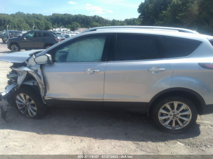 2017 FORD ESCAPE TITANIUM - 1FMCU0J97HUB27195