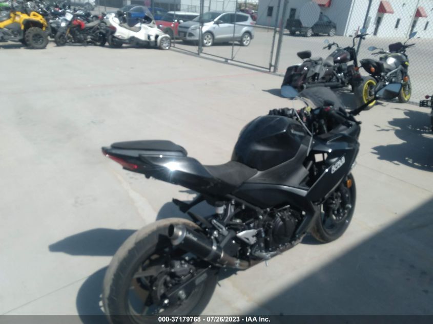 2023 KAWASAKI EX400 JKAEXKH16PDAN2632
