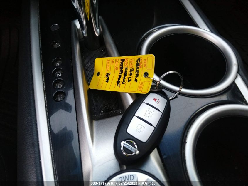 2013 NISSAN PATHFINDER S - 5N1AR2MM6DC611850