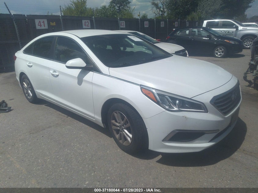 VIN 5NPE24AFXHH495445 2017 HYUNDAI SONATA SE