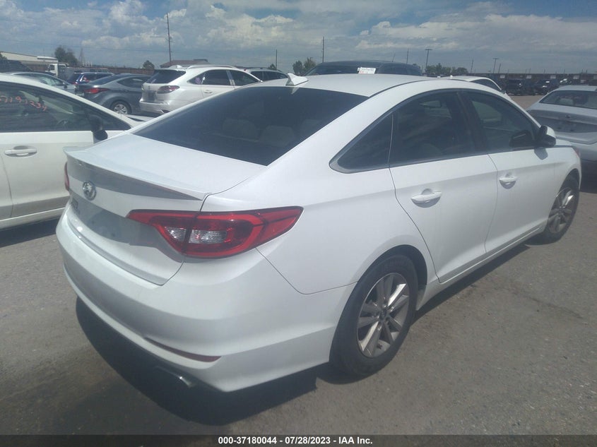 VIN 5NPE24AFXHH495445 2017 HYUNDAI SONATA SE