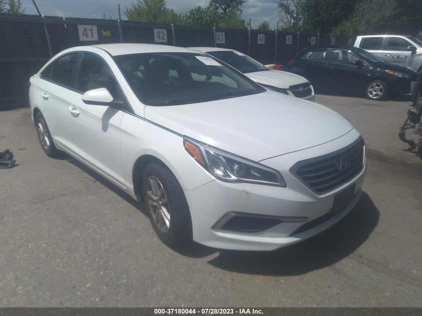 VIN 5NPE24AFXHH495445 2017 HYUNDAI SONATA SE