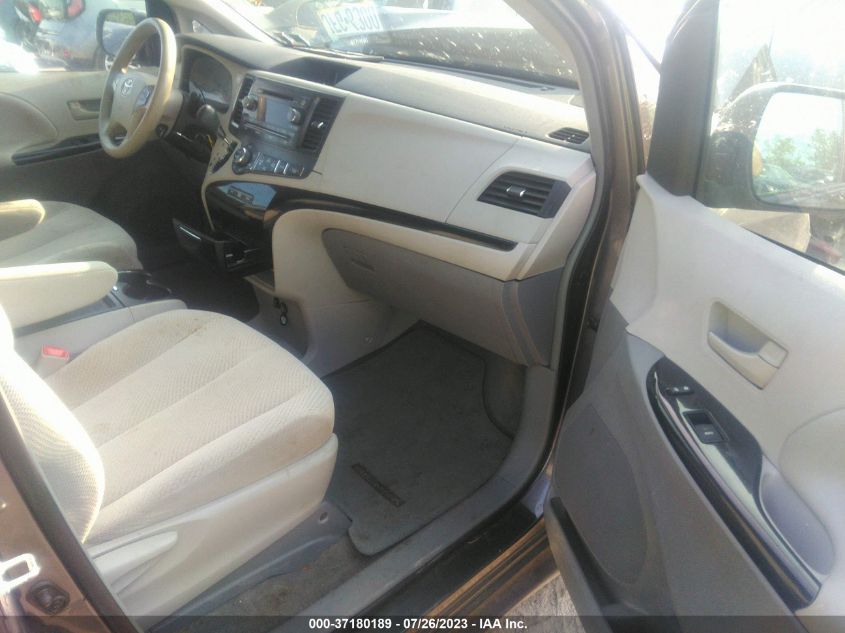 2013 TOYOTA SIENNA LE - 5TDKK3DC7DS282097