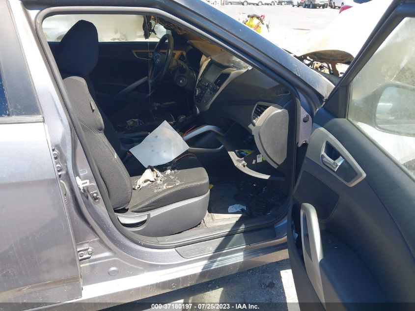 2017 HYUNDAI VELOSTER - KMHTC6AD8HU309076