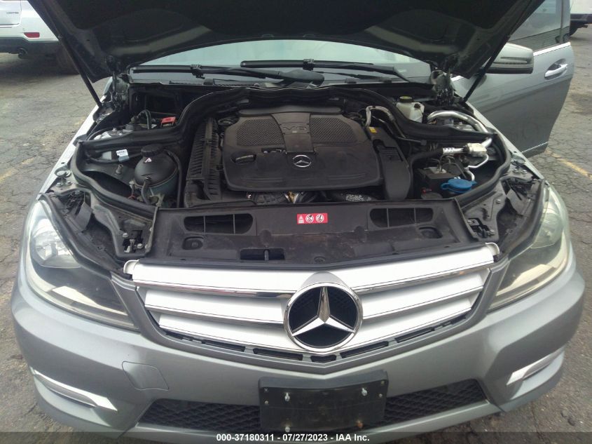 2013 MERCEDES-BENZ C 300 4MATIC - WDDG48AB4DA784331
