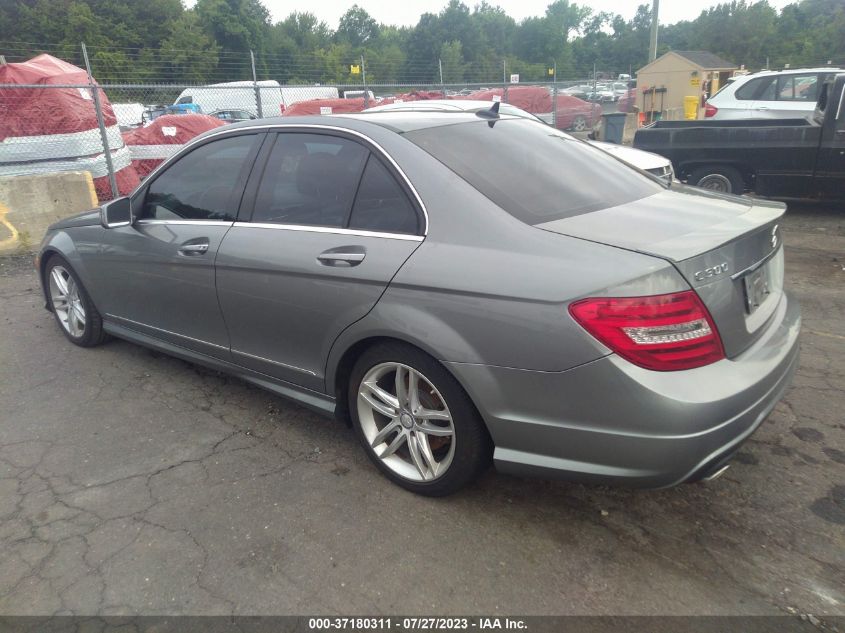 2013 MERCEDES-BENZ C 300 4MATIC - WDDG48AB4DA784331