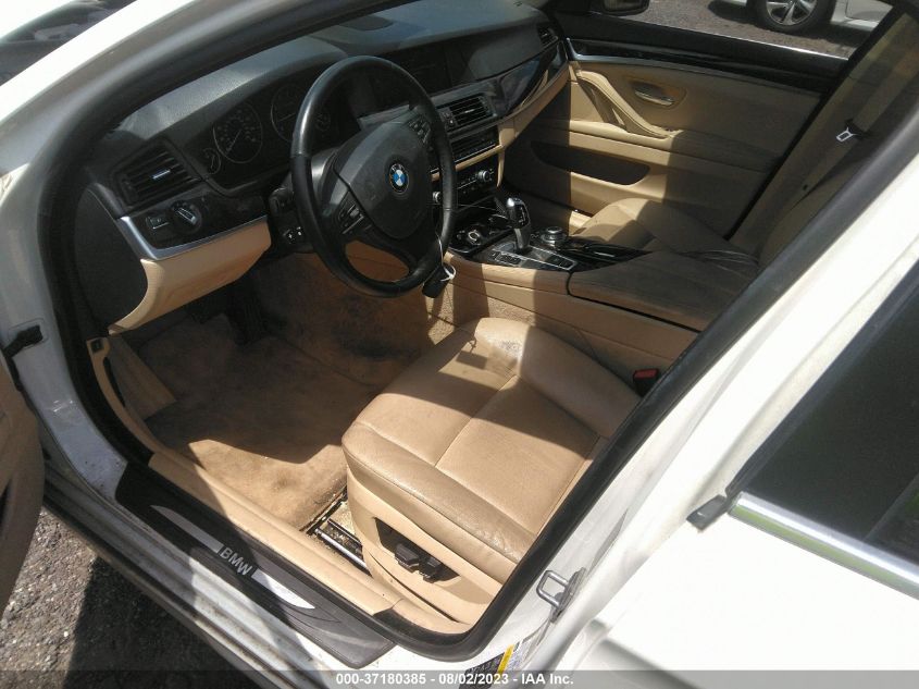 2013 BMW 5 SERIES 528I XDRIVE - WBAXH5C58DD113847