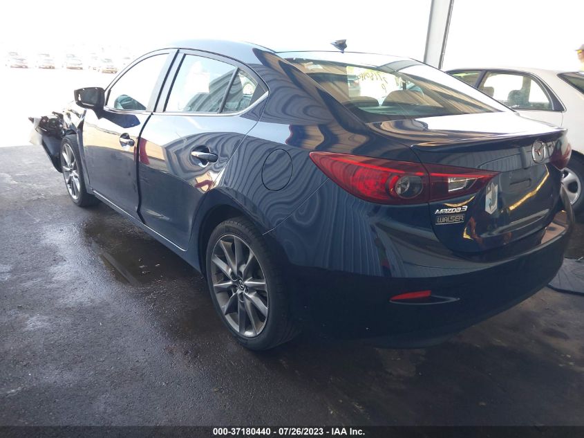2018 MAZDA MAZDA3 4-DOOR TOURING - 3MZBN1V35JM249229