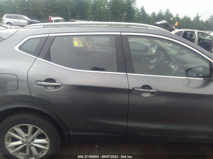 2018 NISSAN ROGUE SPORT SV - JN1BJ1CR7JW286663