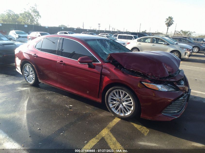 2020 TOYOTA CAMRY XLE - 4T1F11AKXLU949657