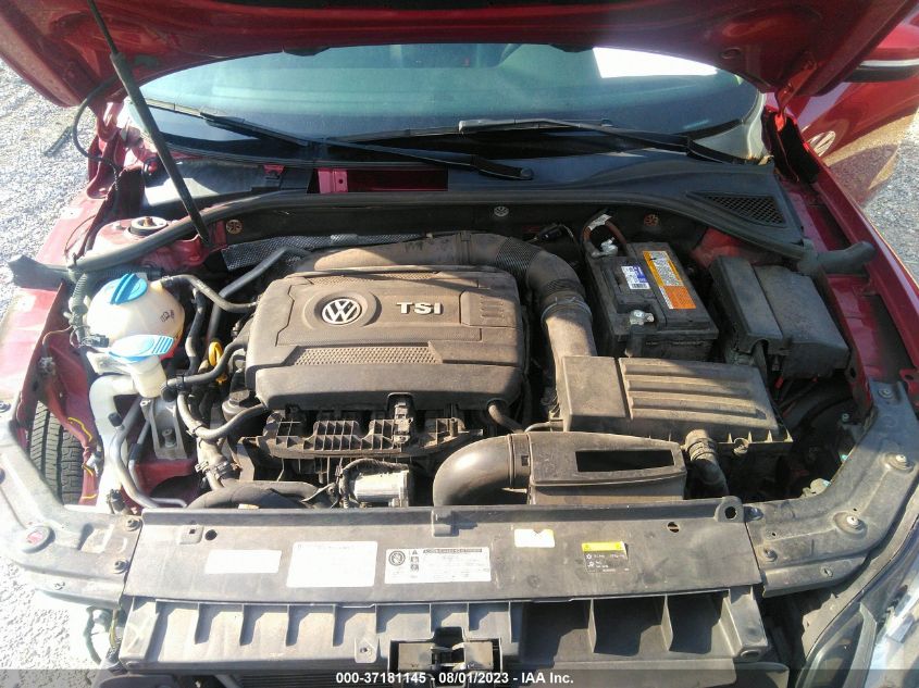 2015 VOLKSWAGEN PASSAT S - 1VWAT7A37FT042506