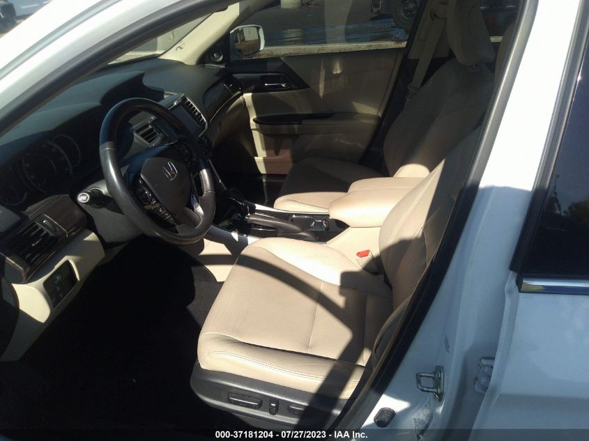 2017 HONDA ACCORD SEDAN EX-L V6 - 1HGCR3F07HA003190